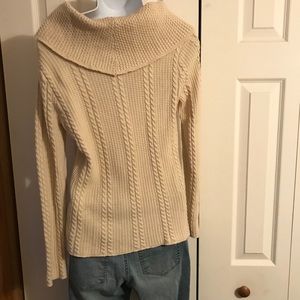 Women’s sweater